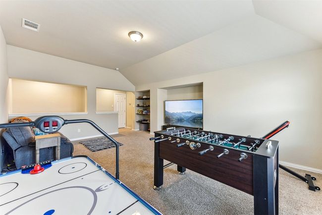 With its own full bathroom and plenty of room to spread out, this versatile space can easily flex to fit your lifestyle | Image 28