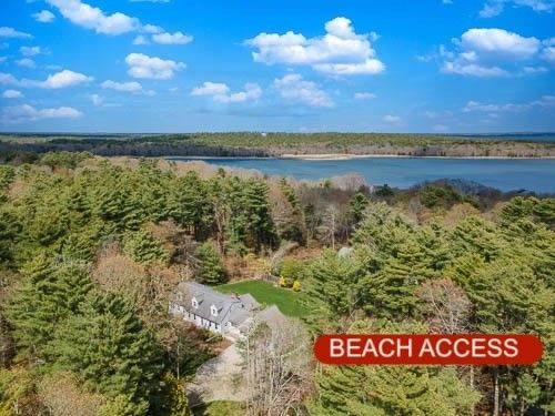 19 Register Rd, Marion, MA, 02738-2001 | Card Image