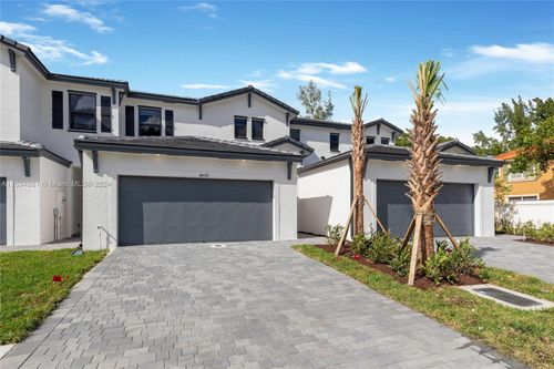 4909 Oakmont, Fort Lauderdale, FL, 33332 | Card Image