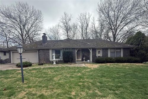 4618 Brookwood Terrace, St Joseph, MO, 64506 | Card Image