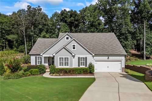 1833 Hidden Creek Dr, Hoschton, GA, 30548-3542 | Card Image