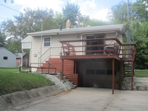 721 Riverside Ct, Fergus Falls, MN, 56537-2840 | Card Image