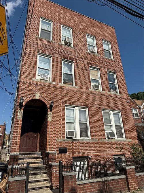 2135 13th St, Brooklyn, NY, 11229-4367 | Card Image