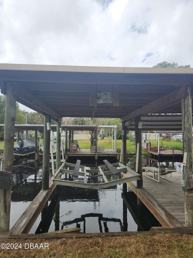 Boat Lift | Image 29
