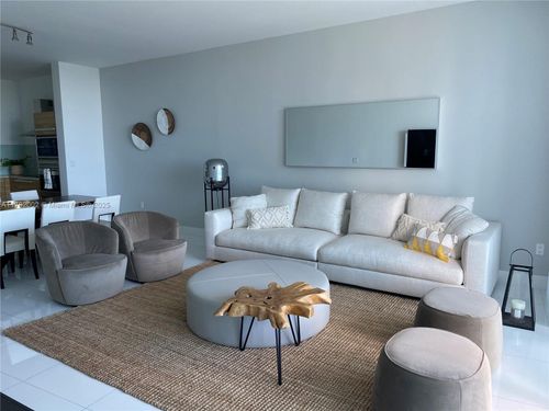 apt-1203-2020 N Bayshore Dr, Miami, FL, 33137-5162 | Card Image