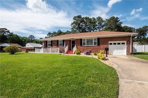 4160 Rundel Ln, Virginia Beach, VA, 23452-1823 | Card Image