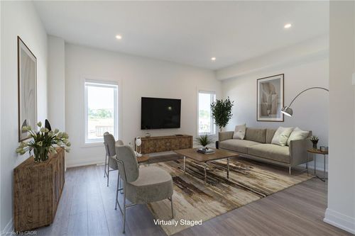 15 Raspberry Lane, Mount Hope, ON, L0R1W0 | Card Image