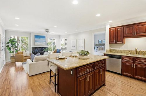 220-1775 Diamond St, San Diego, CA, 92109-3319 | Card Image