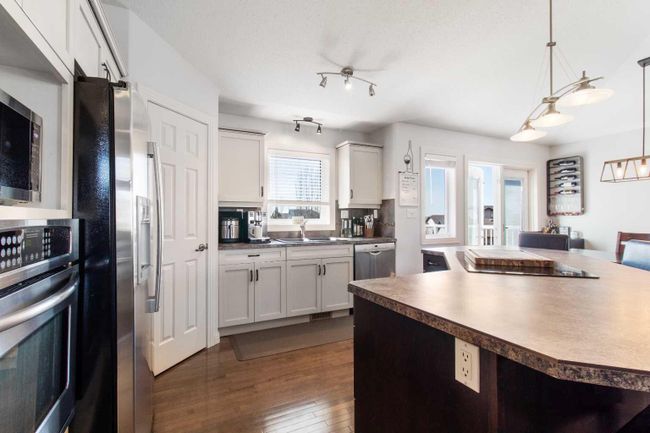 139 Isherwood Close, Home with 4 bedrooms, 3 bathrooms and 3 parking in Red Deer AB | Image 7