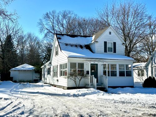 523 W Maple St, Wayland, MI, 49348-1261 | Card Image