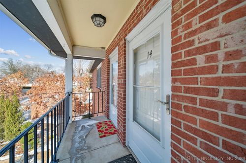 apt-14-3701 Riverside Dr, Tulsa, OK, 74105-3061 | Card Image