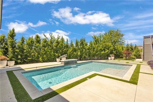 920 Thomas Pedder Crt, Kitchener, ON, N2P0C2 | Card Image