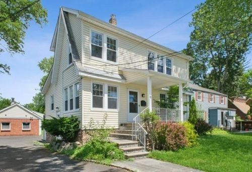 9 Wardell Rd, Livingston, NJ, 07039-4403 | Card Image