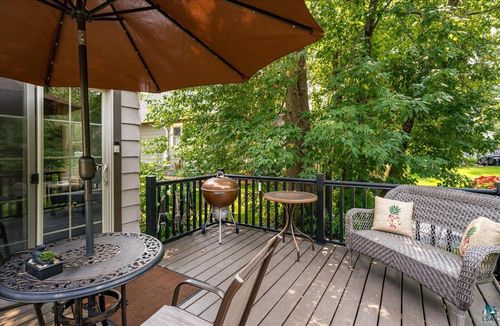 3821 W 7th St, Duluth, MN, 55807-1636 | Card Image