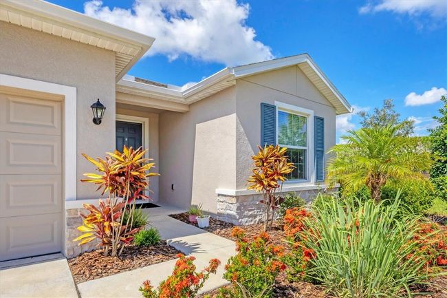 16606 Barnwood Place, House other with 4 bedrooms, 3 bathrooms and null parking in Lakewood Ranch FL | Image 8