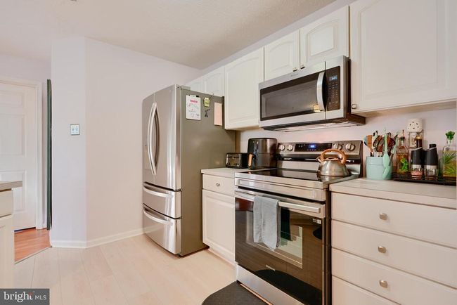 3031 - 3031 Hunting Ridge Dr, Condo with 2 bedrooms, 2 bathrooms and null parking in OWINGS MILLS MD | Image 10