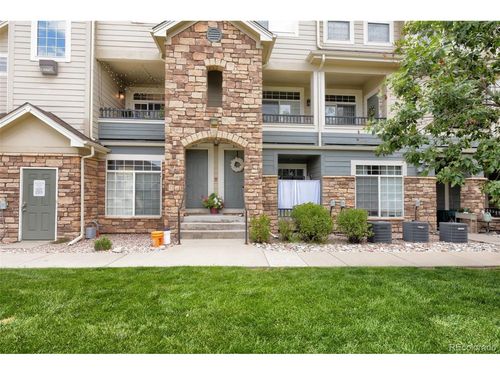 820-431 Black Feather Loop, Castle Rock, CO, 80104-8017 | Card Image