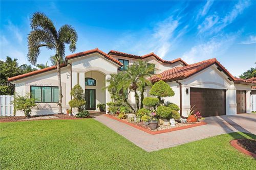3940 Sw 144th Ter, Miramar, FL, 33027-3781 | Card Image