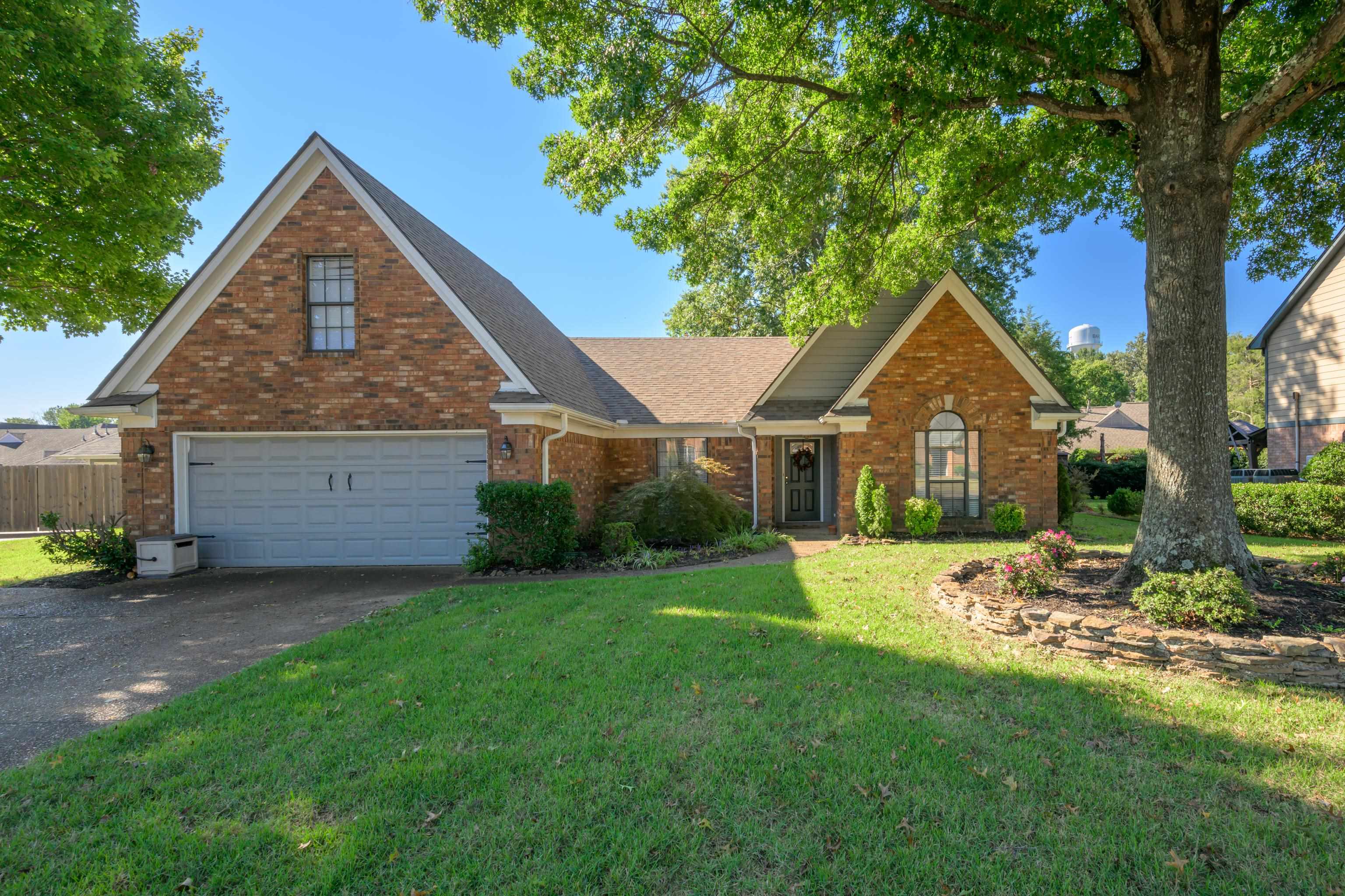Via Lopez Dr, Bartlett, TN 38133