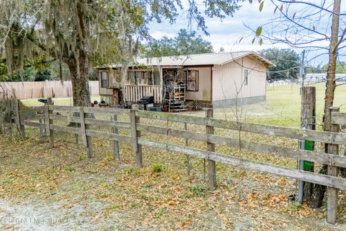 10427 Sw 113th Ave, Brooker, FL, 32622-3446 | Card Image