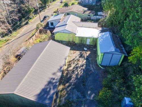 1731 S 20th St, Coos Bay, OR, 97420-1043 | Card Image