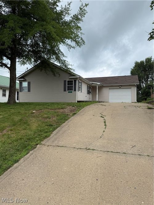 159 Bethesda St, Barnesville, OH, 43713-1404 | Card Image