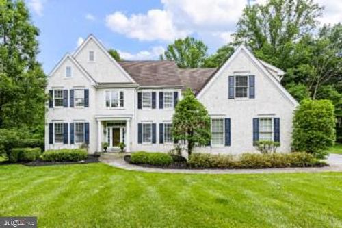 118 Woodridge Dr, KENNETT SQUARE, PA, 19348-2676 | Card Image