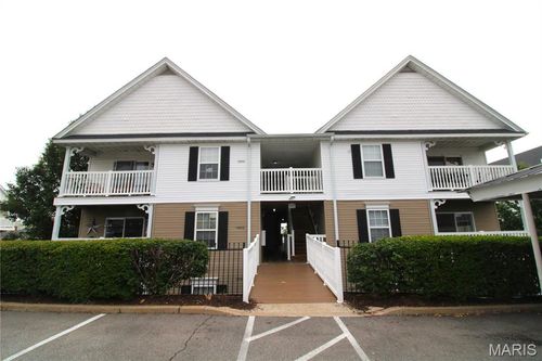 13300 Spring Creek Ln, O Fallon, MO, 63368-7546 | Card Image