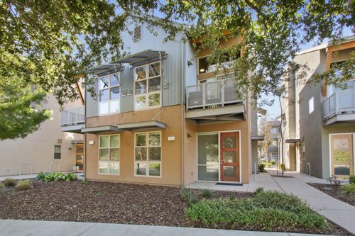 2746 5th St, Davis, CA, 95618-6824 | Card Image