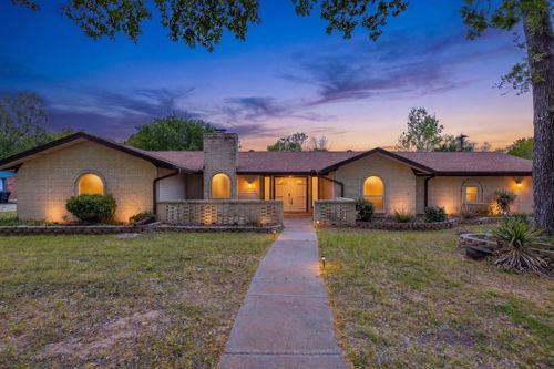 1 Mullaney Dr, Greenville, TX, 75402-6914 | Card Image