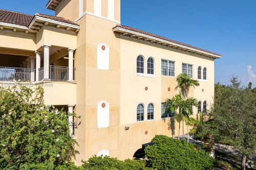 301-1655 N Commerce Pkwy, WESTON, FL, 33326-3276 | Card Image
