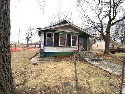 880 Gerry St, Gary, IN, 46406-2008 | Card Image