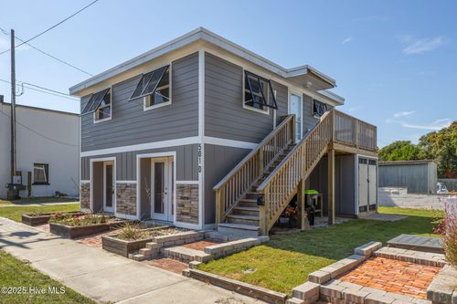 d-501 Bridges St, Morehead City, NC, 28557-3829 | Card Image