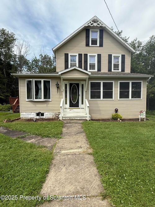 433 Lehigh Rd, Covington Twp, PA, 18424-7868 | Card Image