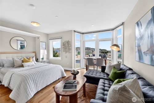 603-699 John St, Seattle, WA, 98109-5061 | Card Image