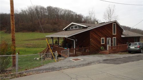 1321 Congo Arroyo Road, New Cumberland, WV, 26047 | Card Image