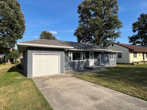 911 N East St, Tipton, IN, 46072-1028 | Card Image