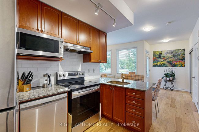 12 - 1972 Victoria Park Ave, House attached with 3 bedrooms, 2 bathrooms and null parking in North York ON | Image 7