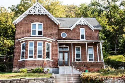 101 N 2nd St, Alma, WI, 54610-8368 | Card Image