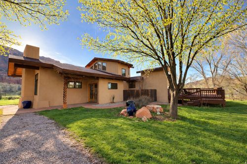 423 Amber Ln, Castle Valley, UT, 84532 | Card Image