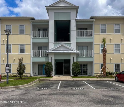 103-8215 Green Parrot Rd, JACKSONVILLE, FL, 32256-3284 | Card Image