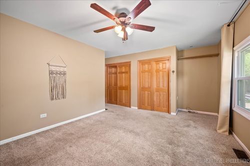 6416 W Rawson Bridge Rd, Cary, IL, 60013-1372 | Card Image