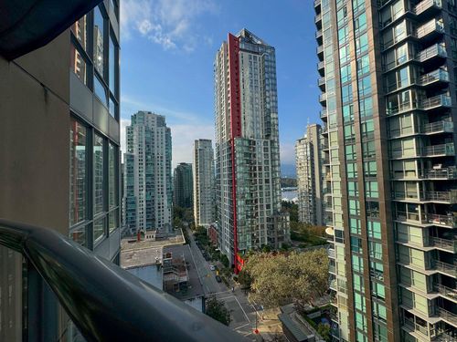 1703-1166 Melville St, Vancouver, BC, V6E4P5 | Card Image