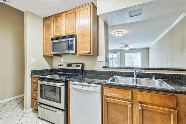 APT-154 - 7166 N Fruit Ave, Condo with 2 bedrooms, 2 bathrooms and 2 parking in Fresno CA | Image 10