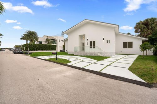 12 Adams Rd, Ocean Ridge, FL, 33435-6204 | Card Image