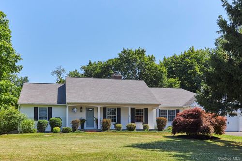 426 Northern Blvd, Germantown, NY, 12526-5140 | Card Image