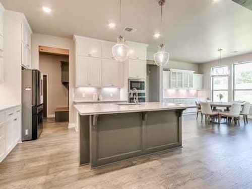 18704 Neri Dr, Edmond, OK, 73012-5900 | Card Image
