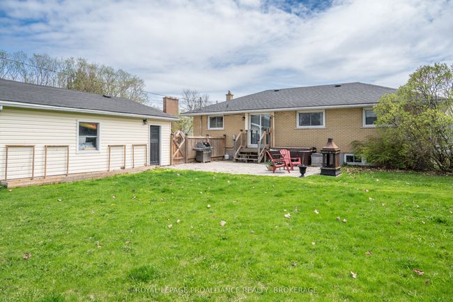 70 Briscoe St, House other with 4 bedrooms, 2 bathrooms and 4 parking in Amherstview ON | Image 35