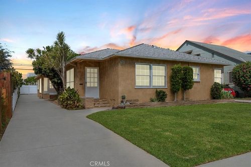 3633 Lime Ave, Long Beach, CA, 90807-4143 | Card Image