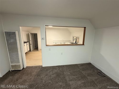 113 W Liberty St, South Lyon, MI, 48178-1920 | Card Image